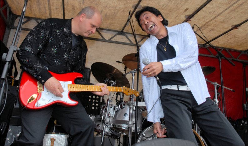 Of Course te boeken bij www.kwekel-evenementen.nl